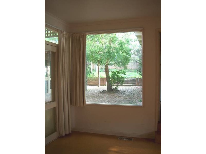 18 Thomas Street, Camberwell VIC 3124