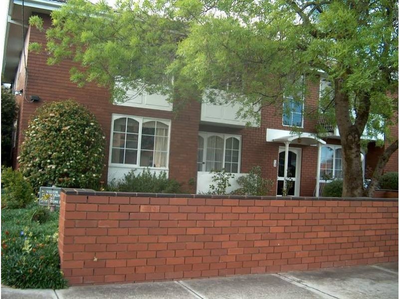 5/2 Baker St, Malvern East VIC 3145