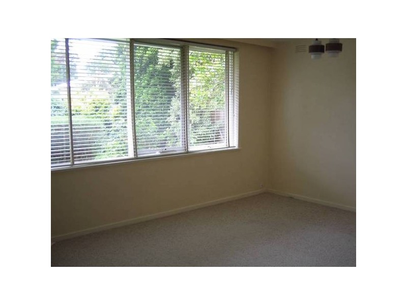 3/8 Nyora
Street, Malvern East VIC 3145