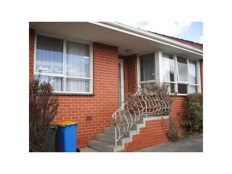 2/57 Hartwood Street, Kew East VIC 3102