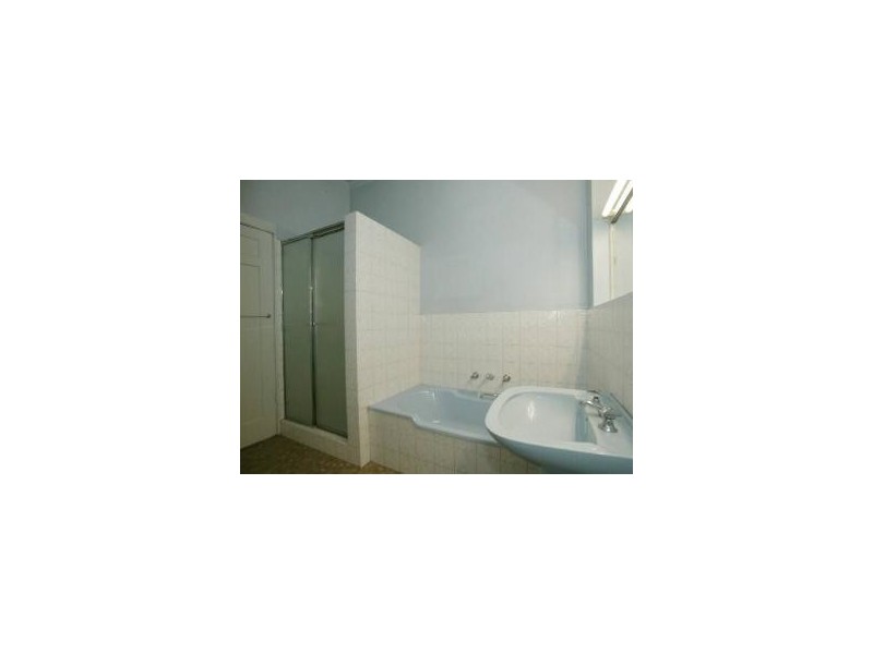 8 Normanby Road, Kew VIC 3101