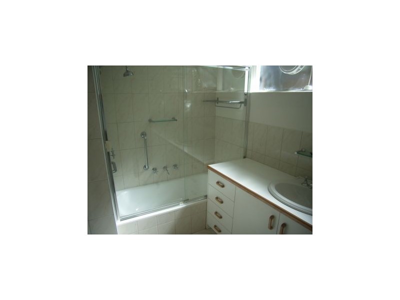 2/249 Burke Road, Glen Iris VIC 3146