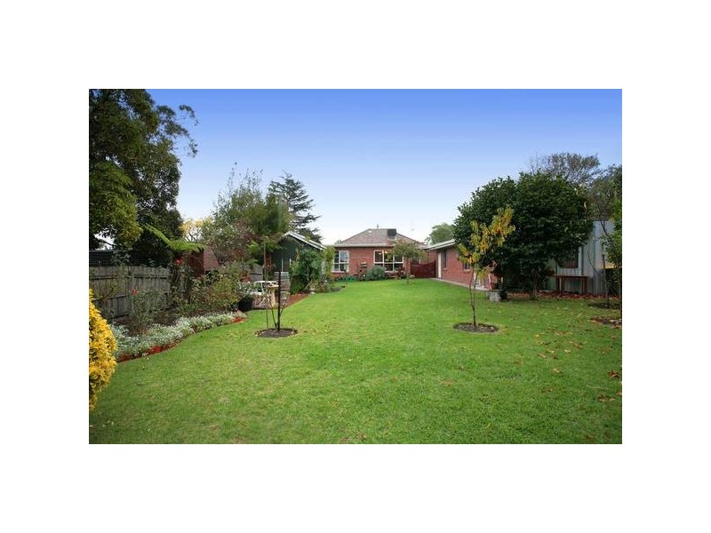 30 Somers Street, Burwood VIC 3125