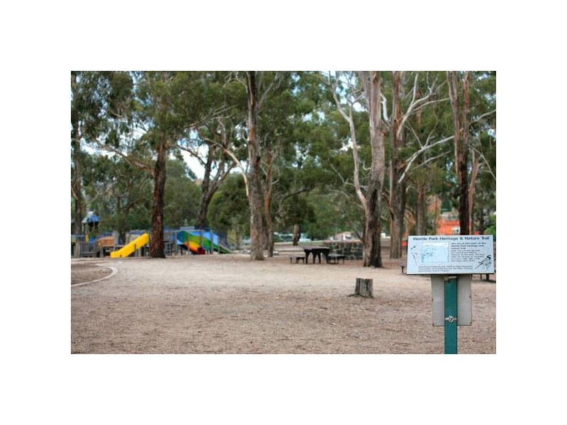 30 Somers Street, Burwood VIC 3125