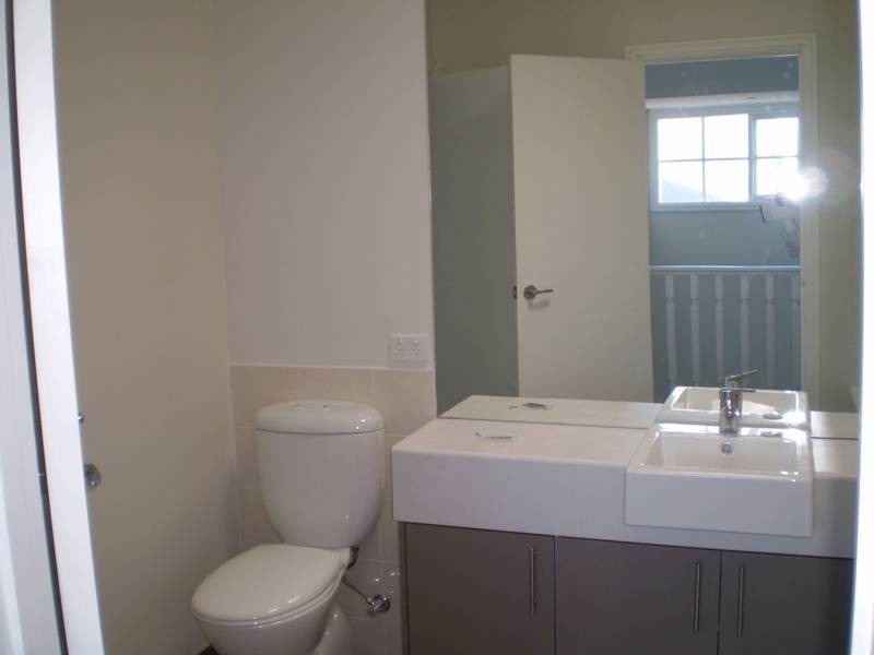 1A Middle Road, Camberwell VIC 3124
