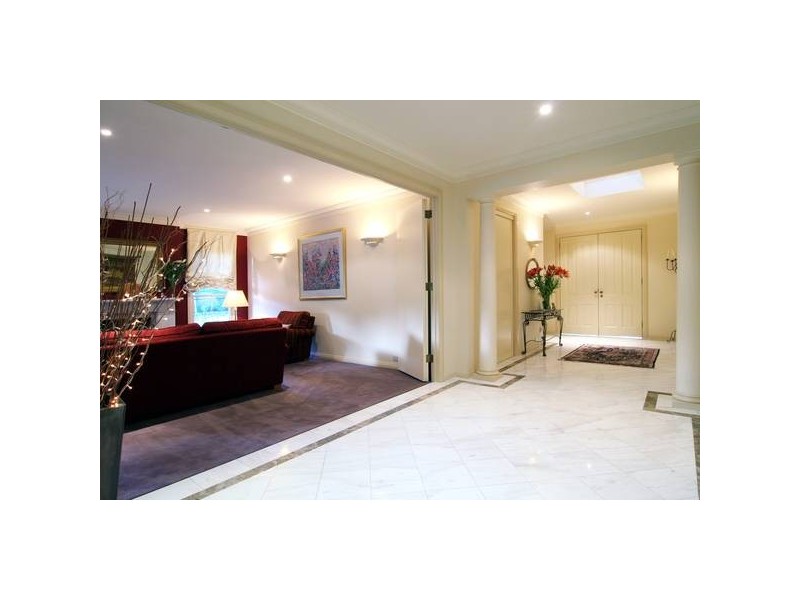 Alexandra Avenue, Canterbury VIC 3126