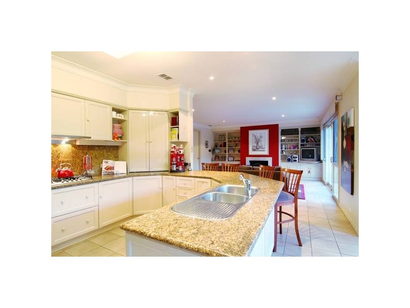 Alexandra Avenue, Canterbury VIC 3126