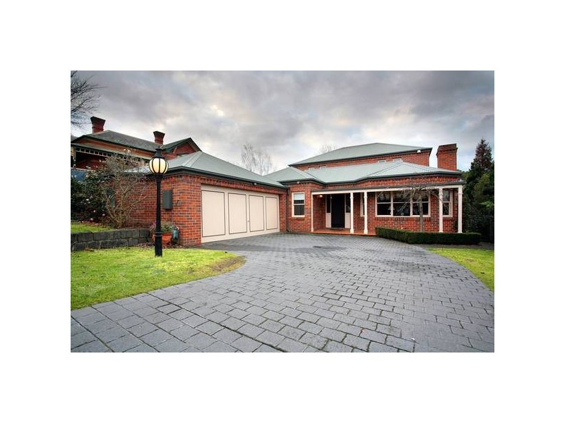 Crellin Grove, Camberwell VIC 3124