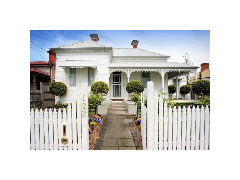 122 Windsor Cres, Surrey Hills VIC 3127
