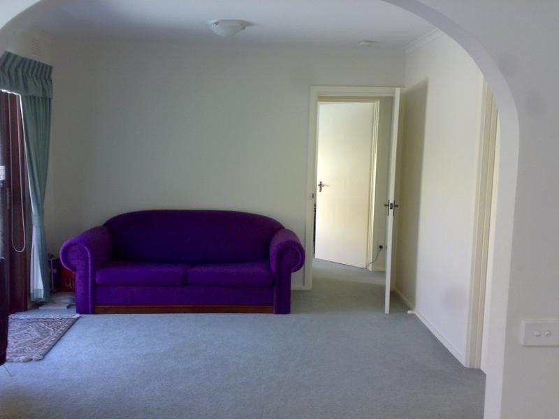 6 Jaques Grove, Forest Hill VIC 3131