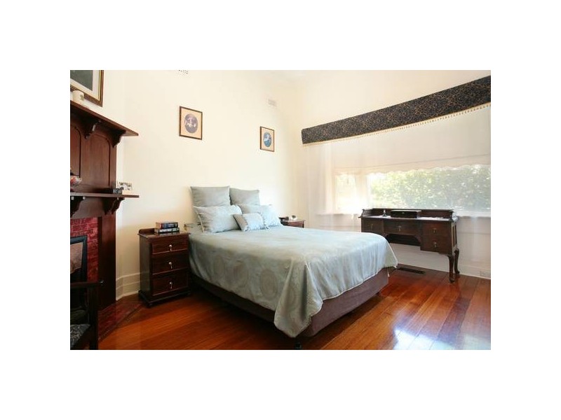 242 Canterbury Road, Canterbury VIC 3126