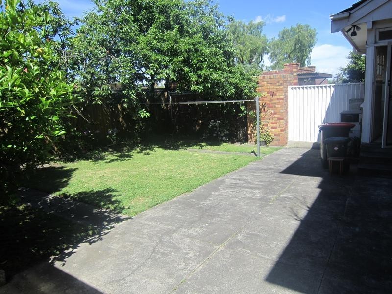 11 Corsewall Close, Hawthorn VIC 3122