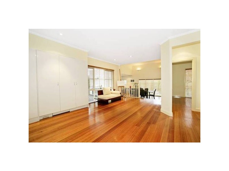 79 Middlesex Road, Surrey Hills VIC 3127