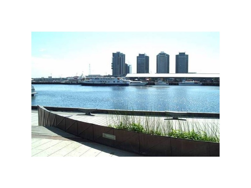 14/801 Bourke Street, Docklands VIC 3008