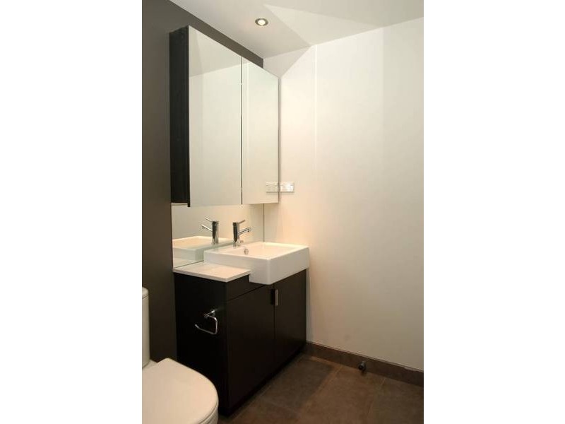 14/801 Bourke Street, Docklands VIC 3008