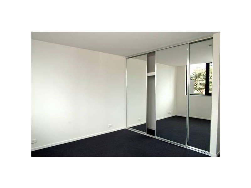 14/801 Bourke Street, Docklands VIC 3008