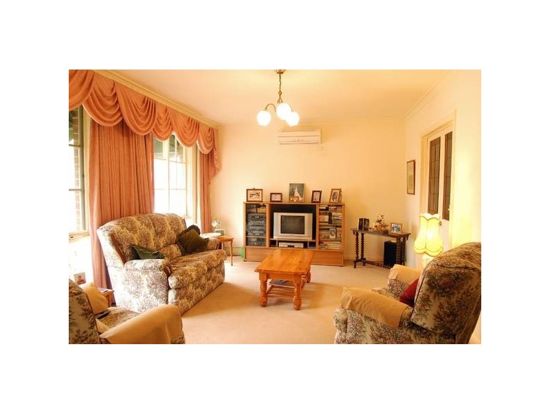 1/15 Garden Avenue, Glen Huntly VIC 3163