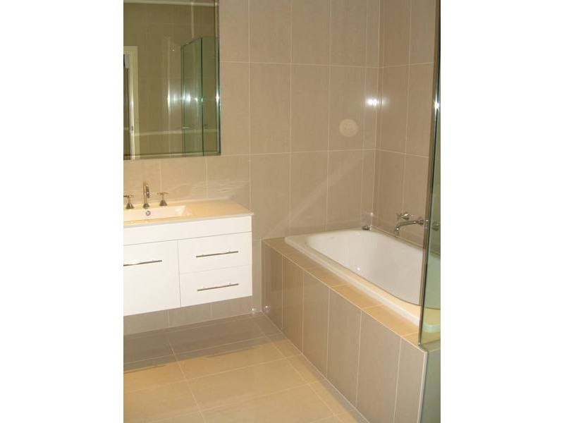 2/5 High Rd, Camberwell VIC 3124