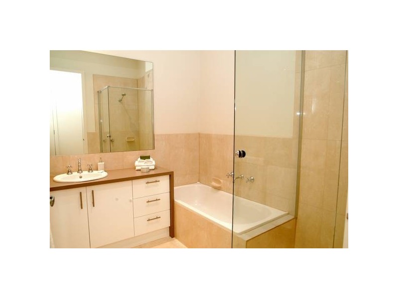 2/55 Nicholas Street, Ashburton VIC 3147