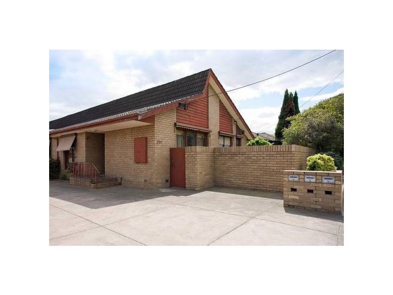 1/297 St Georges Road, Northcote VIC 3070