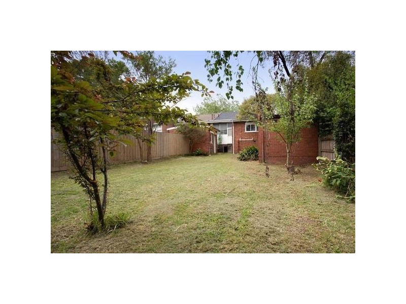 5a Byron Street, Canterbury VIC 3126