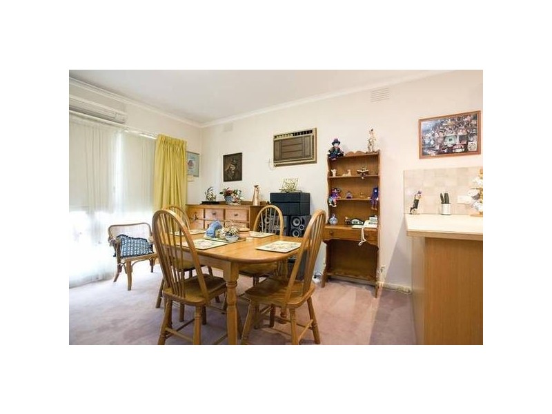 2/27 Trafalgar Street, Mont Albert VIC 3127