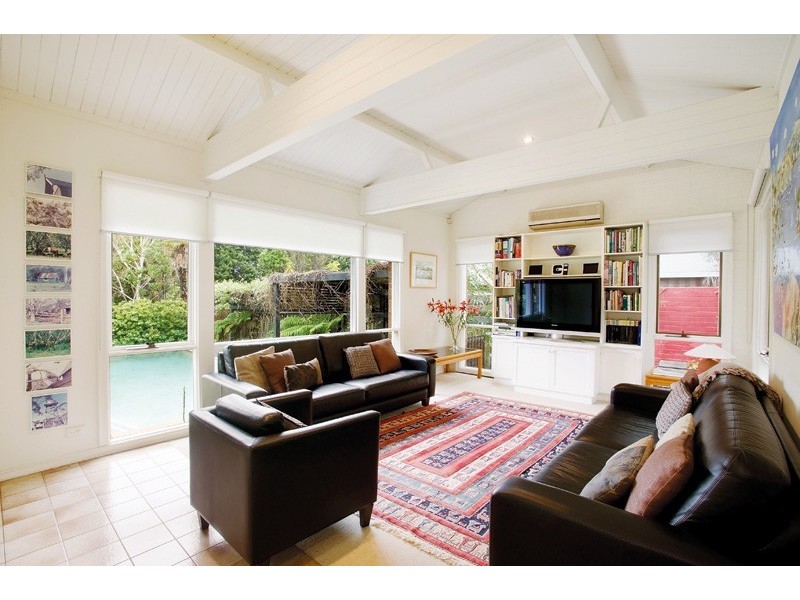 8 Kooyongkoot Road, Hawthorn VIC 3122
