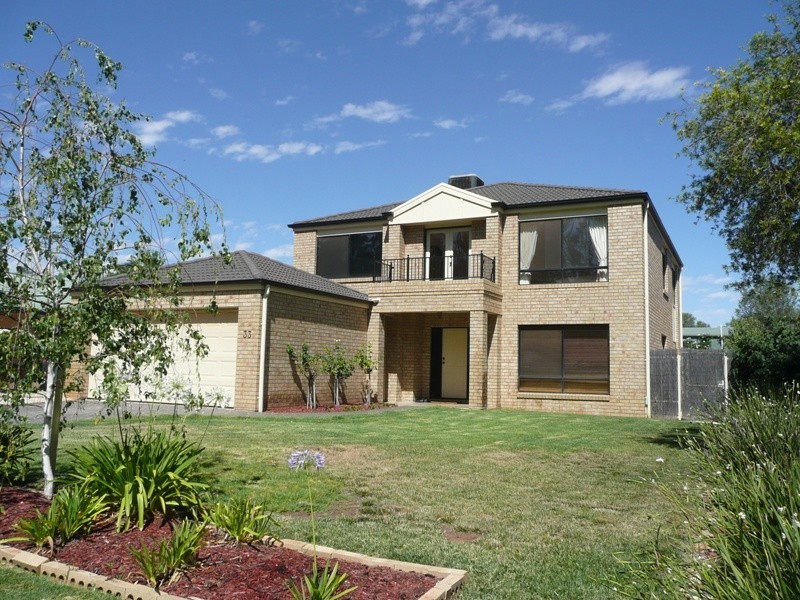 33 Bailey Street, Bundalong VIC 3730