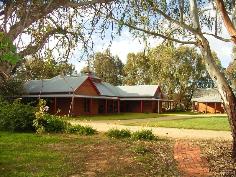 9 Havenstock Drive, Yarrawonga VIC 3730