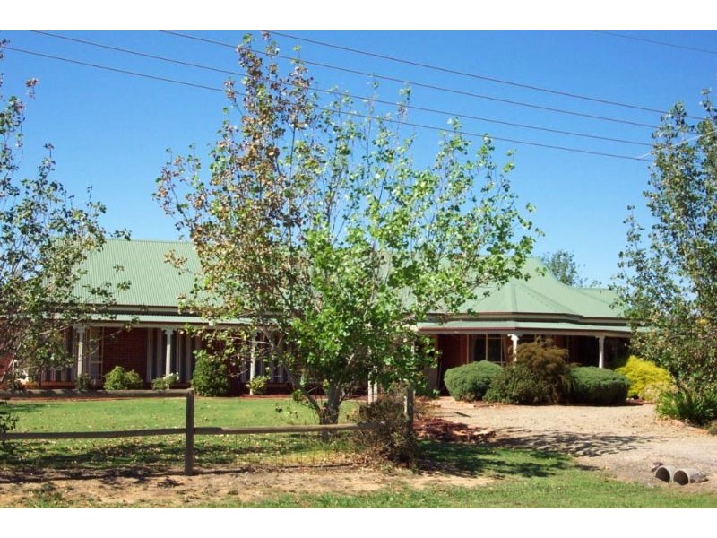 13 Rosemary Court, Yarrawonga VIC 3730