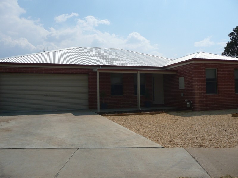 1a Pinniger Street, Yarrawonga VIC 3730