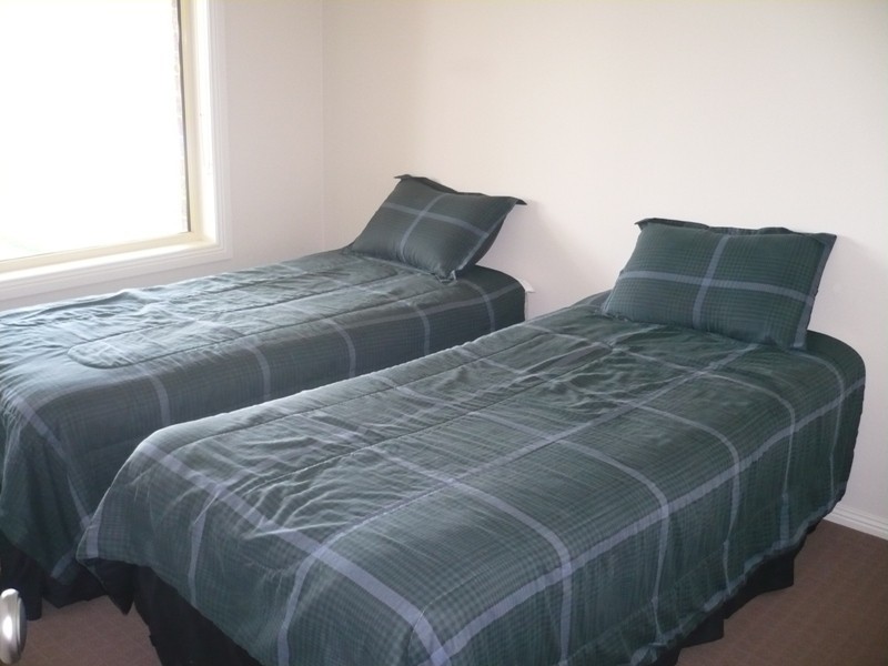 6 Wing Crescent, Mulwala NSW 2647