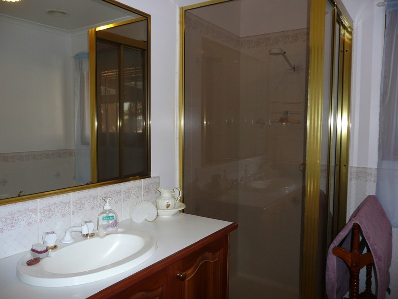 5 McCarthy Close, Yarrawonga VIC 3730