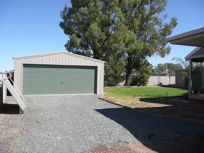 5 McCarthy Close, Yarrawonga VIC 3730