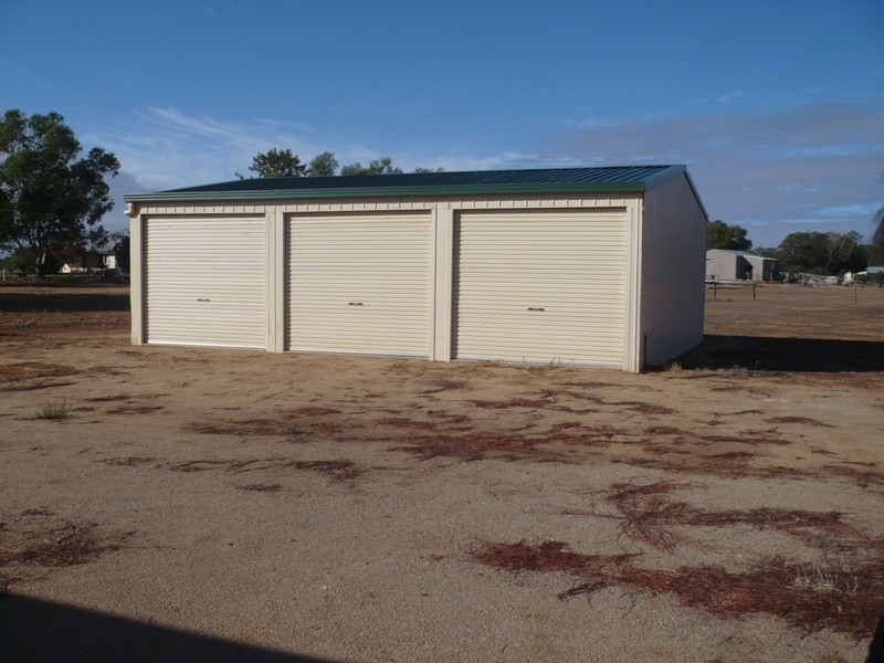 37 Pasley Street, Bundalong VIC 3730