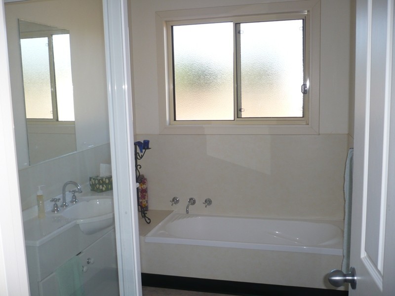 37 Pasley Street, Bundalong VIC 3730