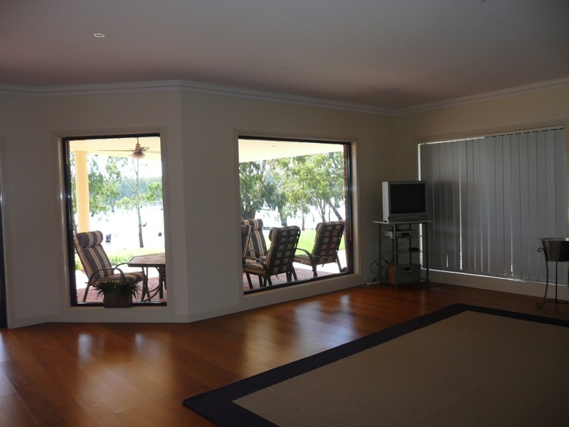 16 Lakeside Drive, Bundalong VIC 3730
