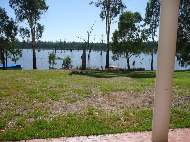 16 Lakeside Drive, Bundalong VIC 3730