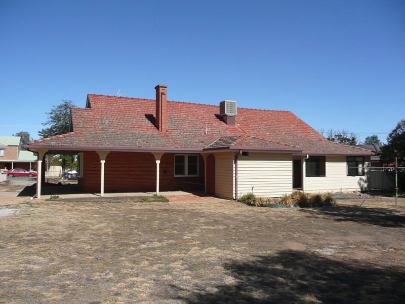 4 Piper Street, Yarrawonga VIC 3730