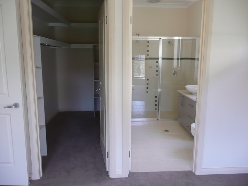 2/9 Fiona Drive, Yarrawonga VIC 3730