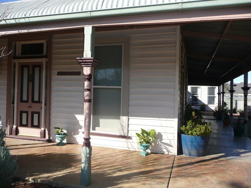 9 Irvine Parade, Yarrawonga VIC 3730