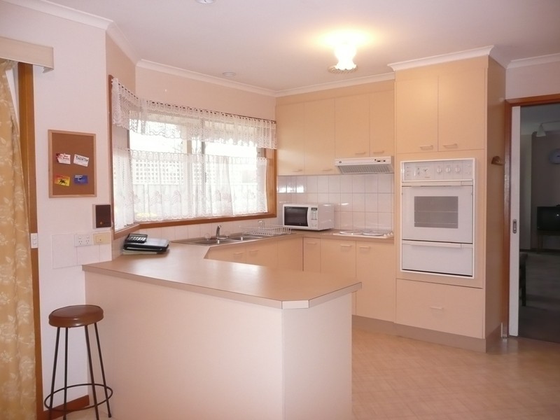 2/1 Paul Court, Yarrawonga VIC 3730