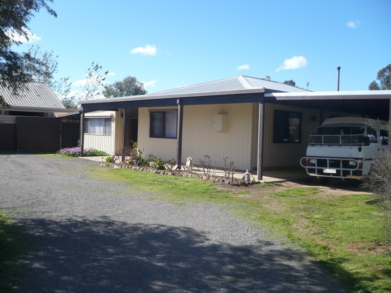 14 Hazelle Court, Yarrawonga VIC 3730