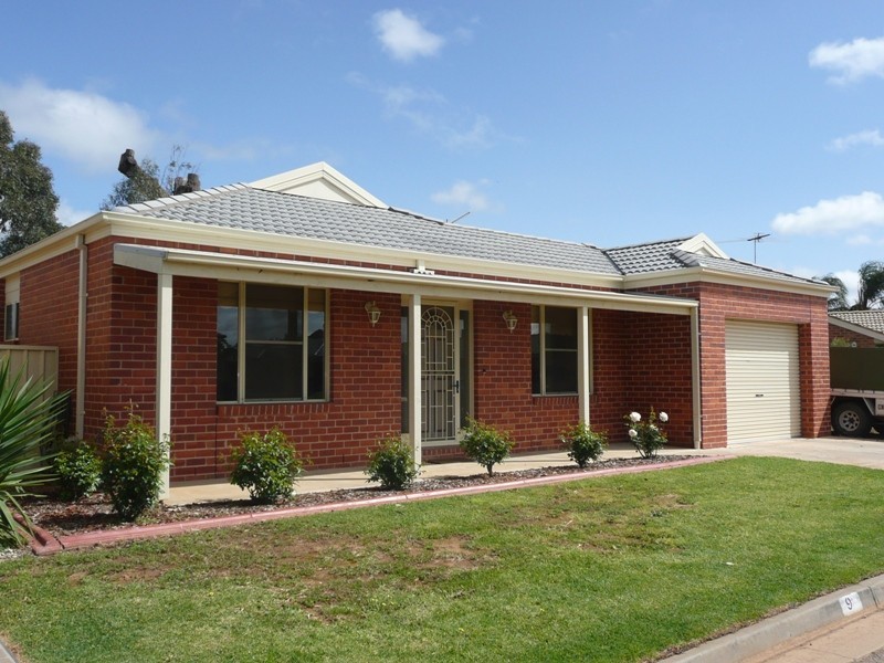 9 Anglers Close, Mulwala NSW 2647