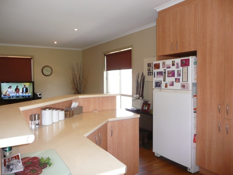9 Anglers Close, Mulwala NSW 2647