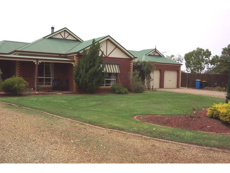 13 Rosemary Court, Yarrawonga VIC 3730