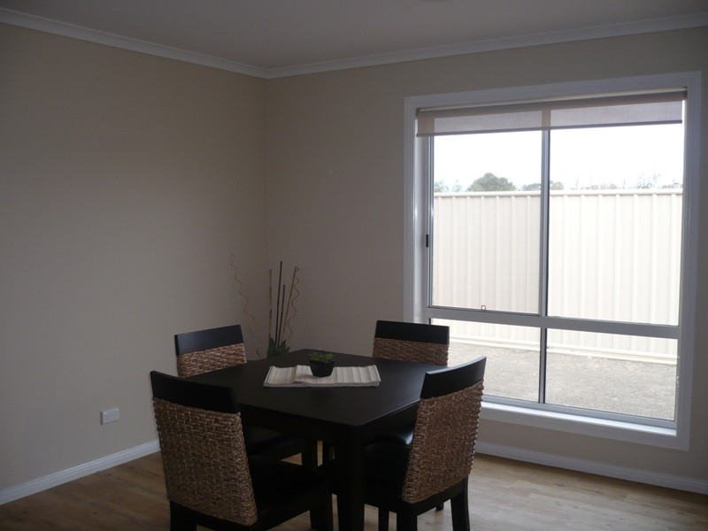 2/36 Heather Circuit, Mulwala NSW 2647