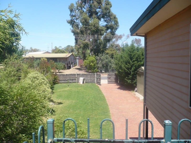 24 Williams Street, Bundalong VIC 3730