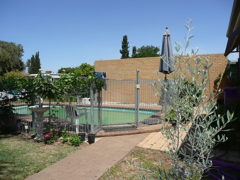 96 Sharp Street, Yarrawonga VIC 3730