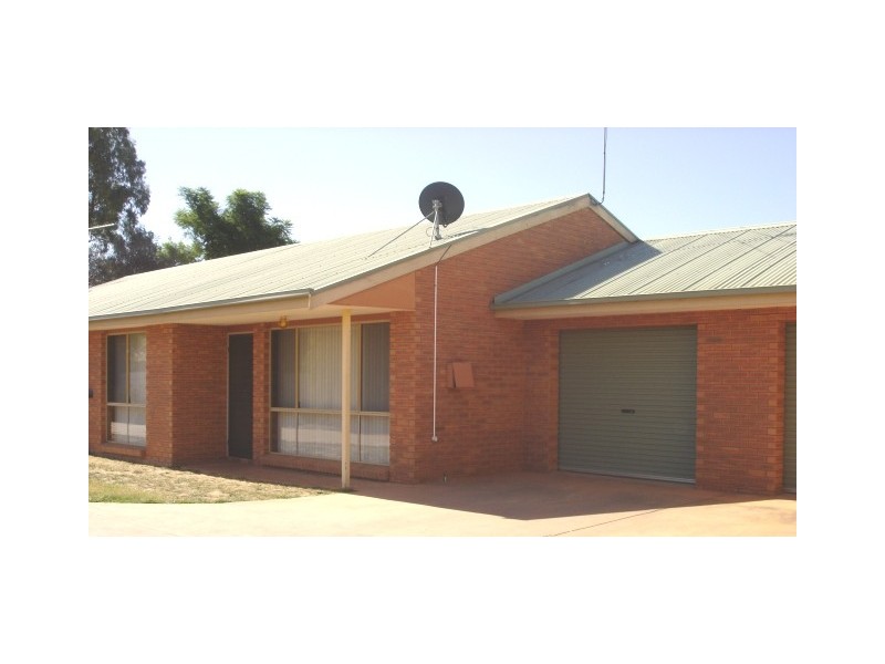 2/122 Manners Street, Mulwala NSW 2647